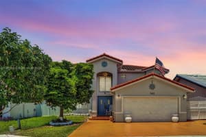 7682 Sw 157th Ct, Miami