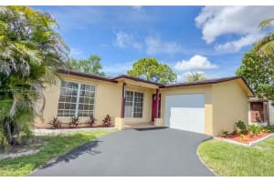 12020 Nw 34th Pl, Sunrise
