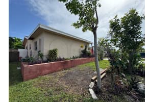 9671 Nw 25th Ct Sunrise, FL 33322 - MLS#A11847049