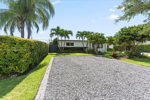 5466 SW 89th Pl, Miami, FL 33165, Sold 08/25/25