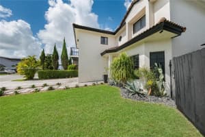 11706 Sw 142nd Pl Miami, FL 33186 - MLS#A11847089