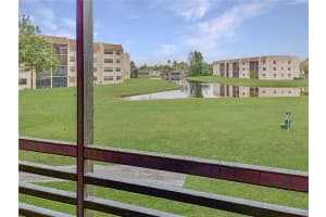 10402 Sunrise Lakes Blvd 201, Sunrise