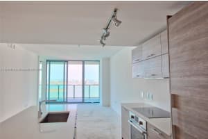 650 Ne 32nd St 3403, Miami