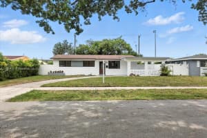 6424 Pierce St Hollywood, FL 33024 - MLS#A11847180