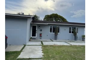2330 W 6th Ct Hialeah, FL 33010 - MLS#A11847209