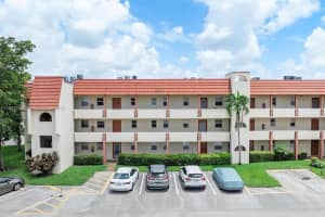 2800 W Sunrise Lakes Dr 202, Sunrise