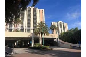 20379 W Country Club Dr 2233, Aventura