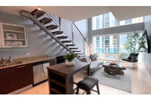 41 Se 5th St 1212, Miami