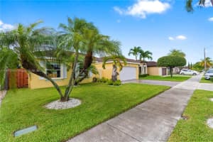14252 Sw 163rd St, Miami