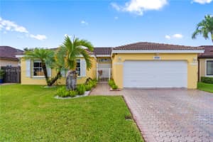 14252 Sw 163rd St Miami, FL 33177 - MLS#A11847255
