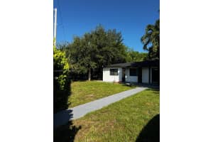 930 NE 163rd St, North Miami Beach, FL 33162 - MLS#A11847306