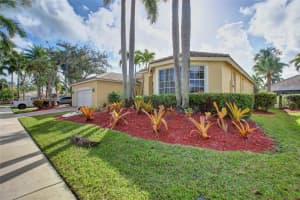 2536 Eagle Run Court, Weston, FL 33327 - MLS#A11847318