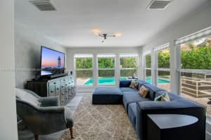 2716 Ne 27th Ct Fort Lauderdale, FL 33306 - MLS#A11847324