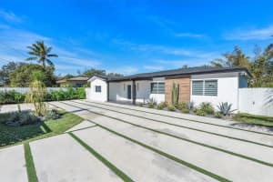 225 Ne 150th St Miami, FL 33161 - MLS#A11847365