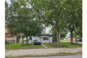 700 Ne 7th St, Pompano Beach