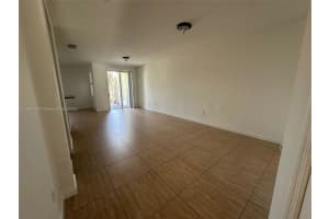 10717 Nw 75th Ter Doral, FL 33178 - MLS#A11847449