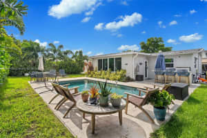 6351 Moseley St, Hollywood