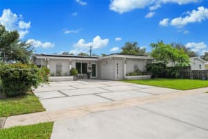 6351 Moseley St Hollywood, FL 33024 - MLS#A11847455