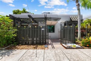 11248 Nw 15th Ct, Pembroke Pines