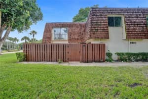 8900 Sw 20th Pl A-25, Davie
