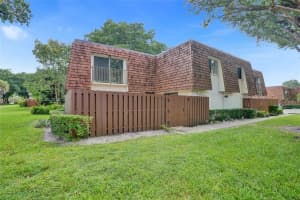 8900 SW 20th Pl A-25, Davie, FL 33324 - MLS#A11847473