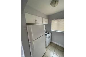 2330 NW 11th St, Miami, FL 33125, Sold 12/12/25