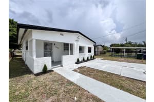1467 Nw 154th St, Miami Gardens