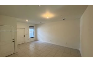 227 Sw 159th Ter 227 Pembroke Pines, FL 33027 - MLS#A11847566