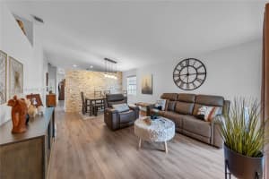 14682 Vista Luna Dr, Davie, FL 33325 Sold 11/25/25