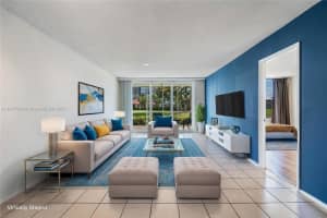 3150 Ne 48th Ct 107, Lighthouse Point