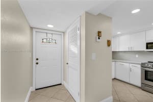 681 S Hollybrook Dr 109 Pembroke Pines, FL 33025 - MLS#A11847616