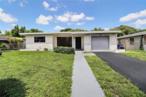 301 Nw 33rd Ter, Lauderhill