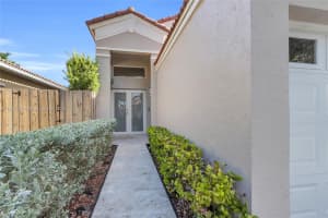 11727 SW 93rd Ter, Miami, FL 33186 Sold 09/03/25