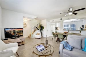 345 Virginia St, Hollywood