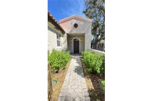8337 NW 142nd St 8337, Miami Lakes, FL 33016 - MLS#A11847677