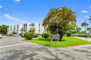 6901 Cypress Rd B18, Plantation