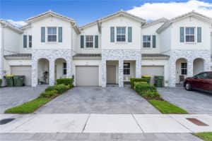 1321 Se 27th Ter, Homestead