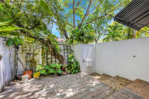 2970 Day Ave, Coconut Grove, FL 33133, Sold 09/17/25