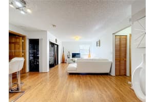 11533 Nw 10th St 11533, Pembroke Pines