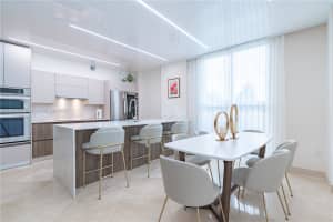 17555 Atlantic Blvd 5A, Sunny Isles Beach, FL 33160 - MLS#A11847782