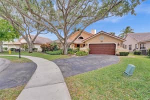 9682 Ridgecrest Ct, Davie, FL 33328 Sold 09/25/25