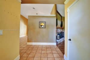9682 Ridgecrest Ct, Davie, FL 33328 Sold 09/25/25