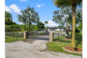 15305 Sw 209th Ave Miami, FL 33187 - MLS#A11847806