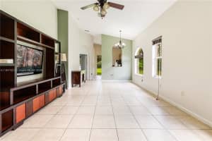 3910 Ne 10th Dr Homestead, FL 33033 - MLS#A11847827