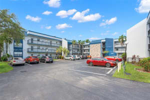 3120 Holiday Springs Blvd 301, Margate