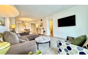 100 Bayview Dr 429 Sunny Isles Beach, FL 33160 - MLS#A11847852