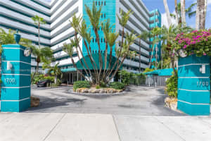 1700 Nw N River Dr 708, Miami