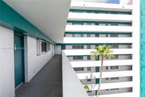 1700 Nw N River Dr 708 Miami, FL 33125 - MLS#A11847870