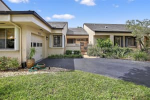 9404 N Chelsea Dr N, Plantation, FL 33324 Sold 11/17/25