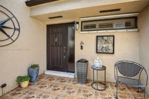 9404 N Chelsea Dr N, Plantation, FL 33324 Sold 11/17/25